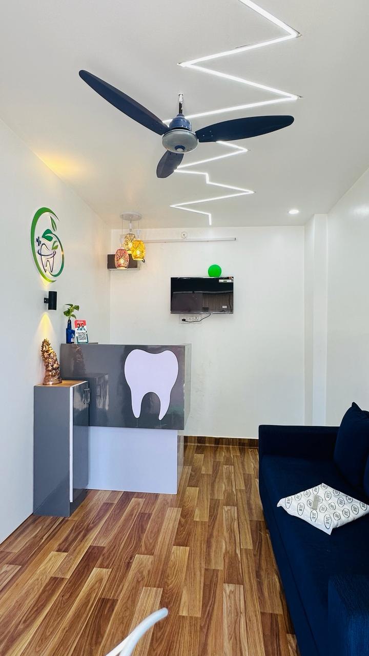Reception and waiting area at Natural Dental Clinic